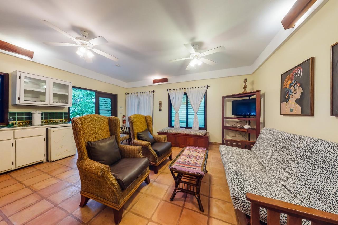 Beachside Villas Gold Standard Certified Placencia Екстер'єр фото
