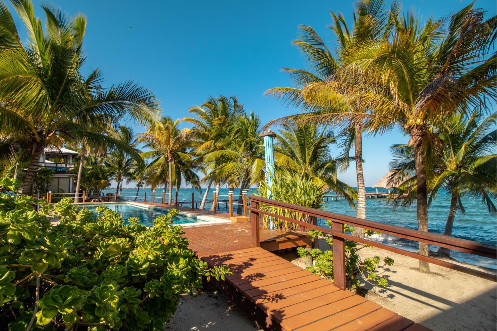 Beachside Villas Gold Standard Certified Placencia Номер фото